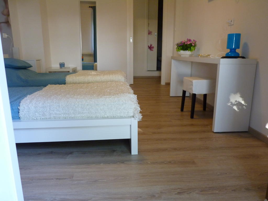 Casa Dodic Bed & Breakfast Trieste Phòng bức ảnh